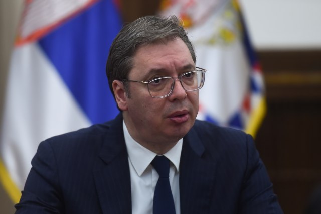 Vučić se sutra obraća javnosti