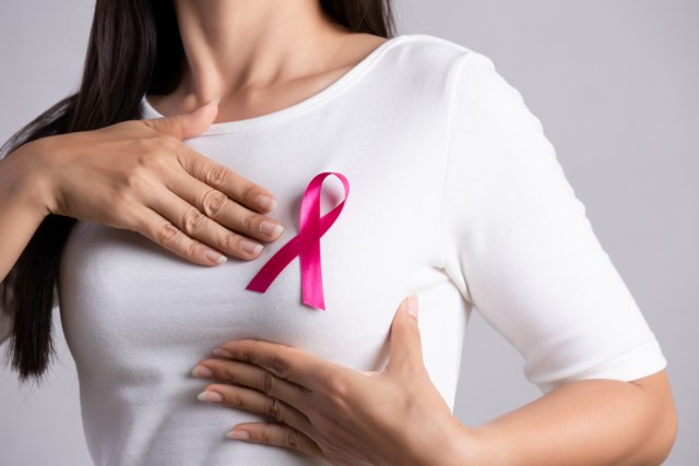 Danas se obeležava Nacionalni dan borbe protiv raka dojke