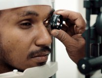 Više od dva miliona ljudi širom sveta ima pigmentozni retinitis, ali za veæinu njih nema leèenja/BBC