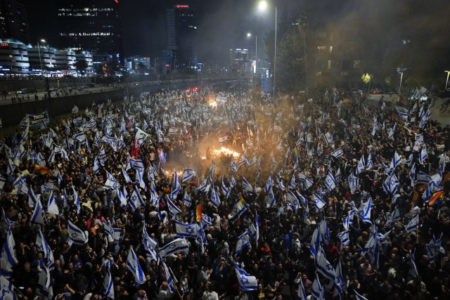  Lomača nasred auto-puta, blokirni prilazi Tel Avivu FOTO/VIDEO