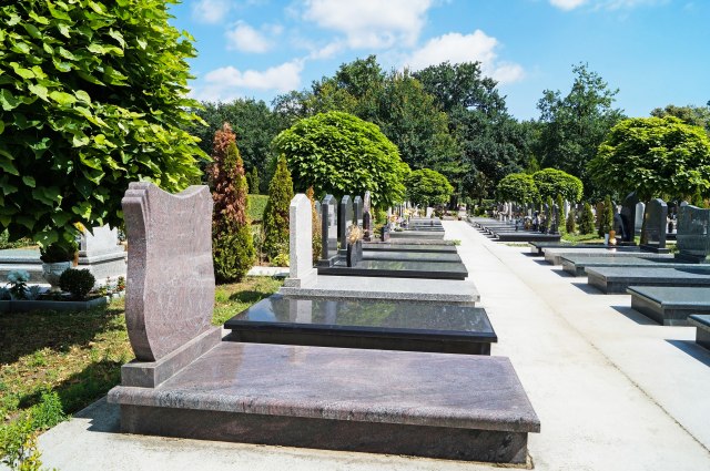 U planu gradnja četiri nova groblja u Beogradu: Godišnje nedostaje oko 4.500 grobnih mesta