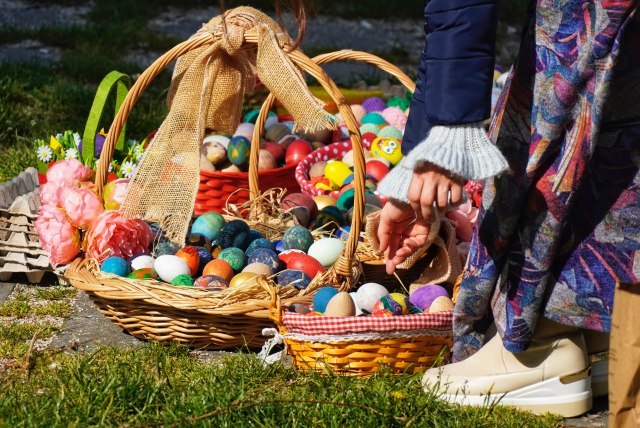 Christ is Risen! Serbia celebrates Easter PHOTO/VIDEO