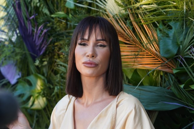 Nikolija progovorila o PLASTIČNIM OPERACIJAMA: Pevačica otkrila šta je PROMENILA na sebi! (VIDEO)