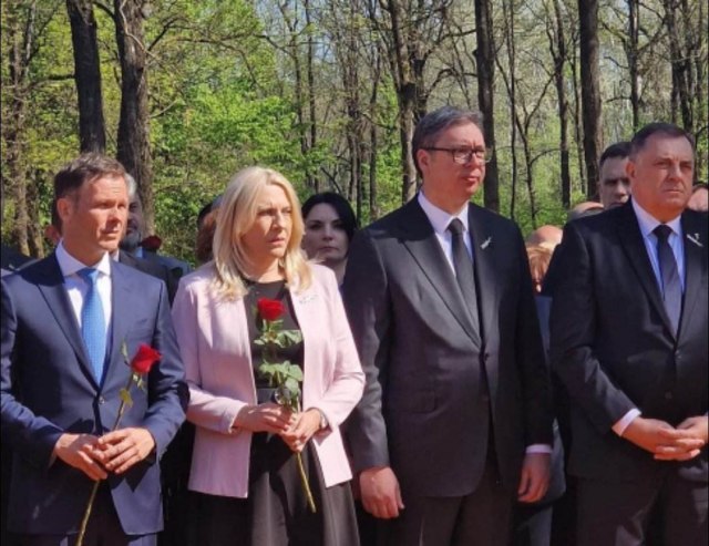 Vučić: 