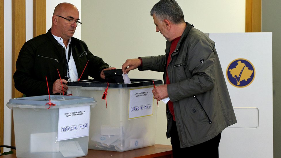 Lokalni izbori na severu Kosova: Glasalo ukupno nešto više od 1.500 ljudi, od toga samo 13 Srba - kaže Beograd