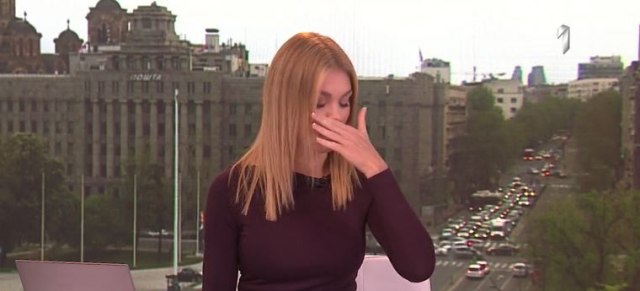 Voditeljka TV Prva zaplakala tokom prenosa uživo: "Meni je èak teško da proèitam ovo" VIDEO