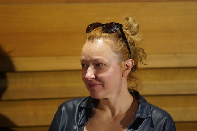 Batalila je GLUMU, NAPUSTILA Srbiju i POSTALA BEBISITERKA: 