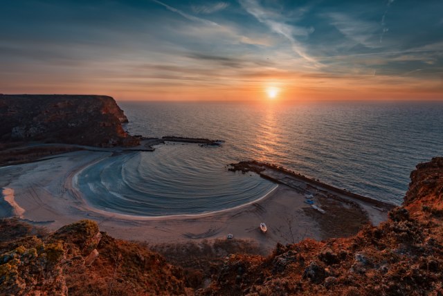 Jeftino letovanje u komšiluku, a vredi: Skrivenu plažu treba videti bar jednom u životu FOTO