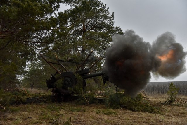 Rat – dan 438: Eksplozije širom Ukrajine; "Ako Ukrajinci požure s kontraofanzivom, èeka ih katastrofa"  VIDEO