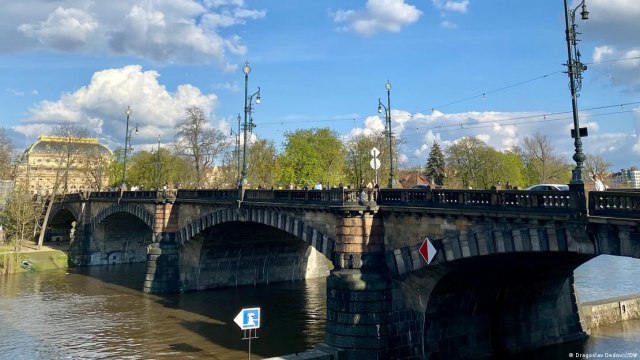 Mala strana - naša strana FOTO