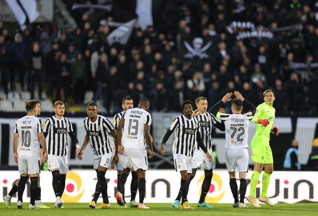 Rikardo produžio Partizanov pobednièki niz – drugo mesto i dalje dostižno