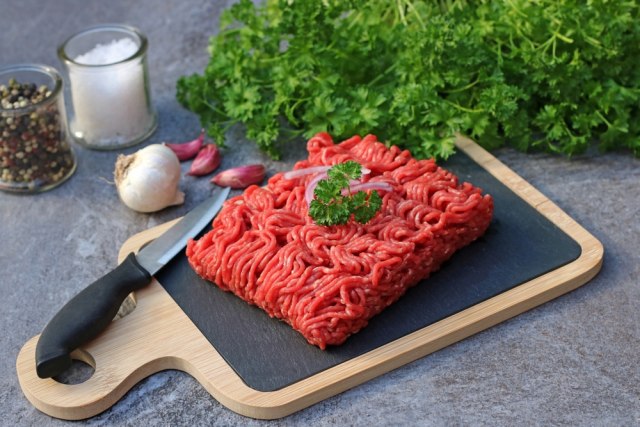 Tri neobièna sastojka koja æe mleveno meso uèiniti još ukusnijim i soènijim
