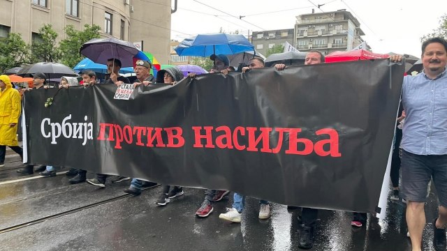 Završen politički protest opozicije; Marinika Tepić ih preuzima, zahvalila građanima koji su došli VIDEO