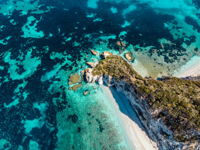 Nepravedno zapostavljeno italijansko ostrvo, pravi je raj za turiste VIDEO