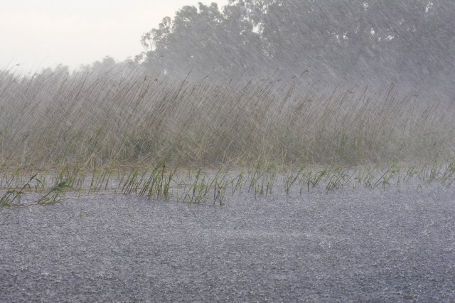 Novo upozorenje RHMZ-a: Stižu pljuskovi, a u junu...