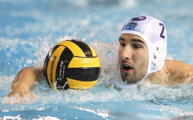 Braæa Rašoviæ odlaze iz Novog Beograda