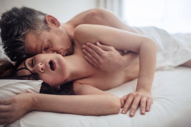 Žene obožavaju ove 4 poze u seksu, dovode ih do ludila