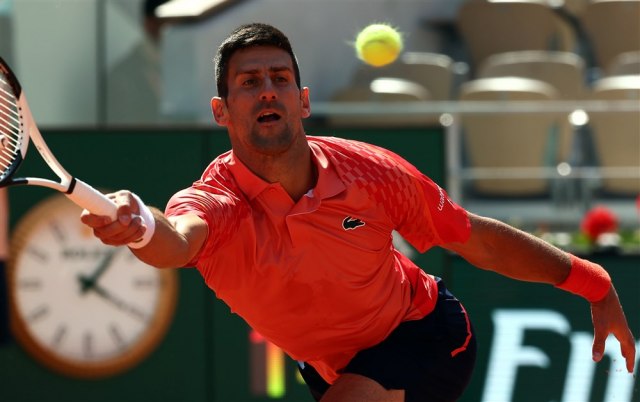 Ðokoviæ na Rusa za polufinale Rolan Garosa