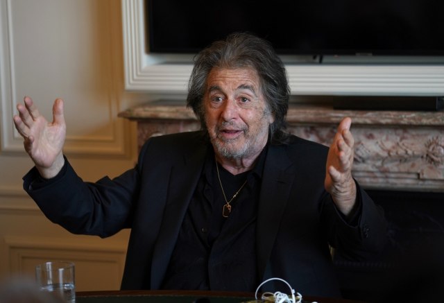 Al Paćino (83) se OGLASIO nakon vesti da će postati OTAC: Glumac prvi put javno progovorio o TRUDNOĆI svoje devojke!