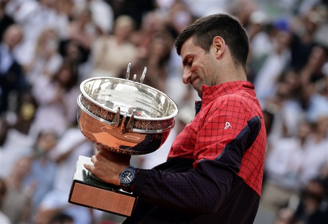 Đoković propušta turnir na kom se Federer oprostio