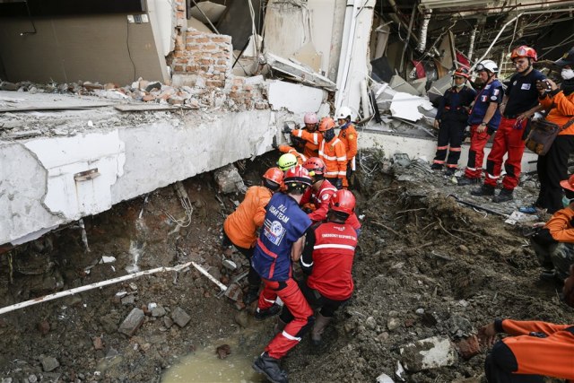 Zemljotres u Francuskoj: Ima povređenih