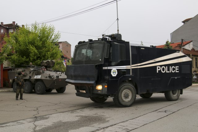 Još jedan Srbin uhapšen na KiM; Mediji: Policija bila brutalna VIDEO