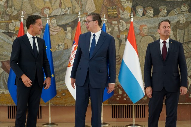 Vučić welcomed Prime Ministers of the Netherlands and Luxembourg at Palace of Serbia