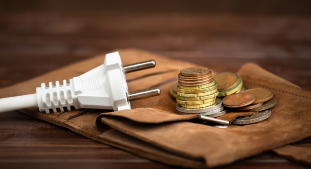 MMF ne odustaje: Srbiju čekaju nove cene struje i gasa od 1. novembra