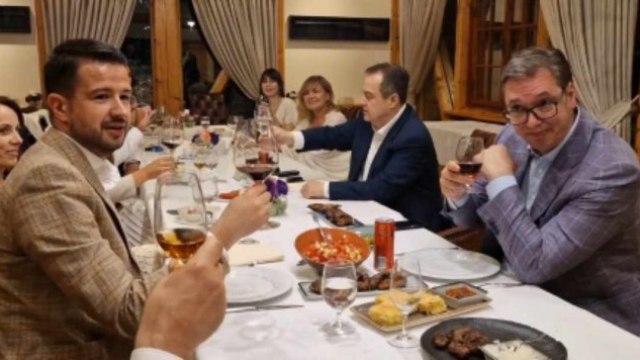 Vuèiæ hosted Milatoviæ at dinner: "A nice evening with friends and good music" VIDEO - Vimarsana News
