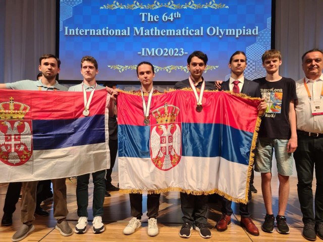 Četiri medalje i dve pohvale za tim Srbije na Međunarodnoj matematičkoj olimpijadi u Japanu FOTO