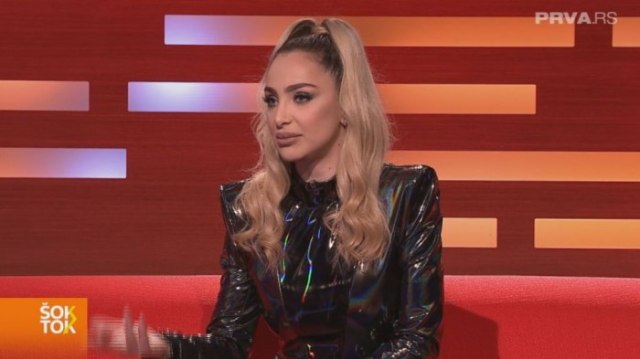 Maya Berović otvorila dušu o NAJTEŽEM ŽIVOTNOM PERIODU: U bolnici, između dve operacije... (FOTO)