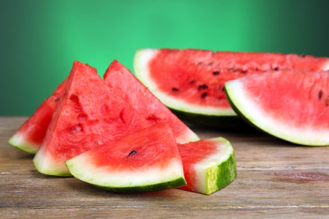 Batalite kucanje, gledanje pola, oblika i veličine: 3 načina garantuju da ćete izabrati ZRELU i SLATKU LUBENICU