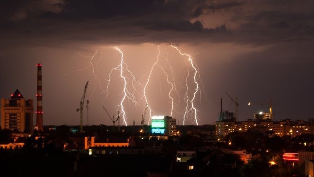 Terrifying storms, the consequences are terrible. We must be ready: As of tonight... - Vimarsana News