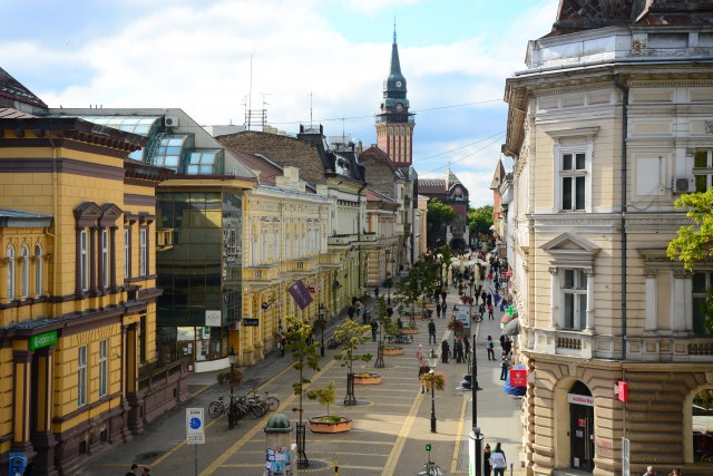 Subotica ima najveæe plate u svom okrugu