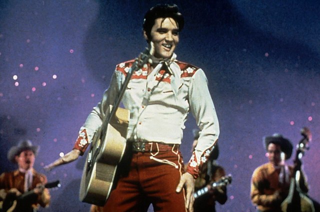 Koža i nerc, cena - prava sitnica: Kaput Elvisa Prislija prodat na aukciji