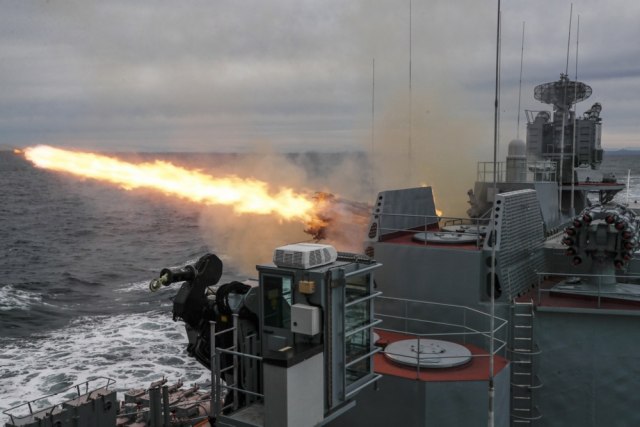 Ratne mornarice Rusije i Kine u akciji: Odbijen napad VIDEO