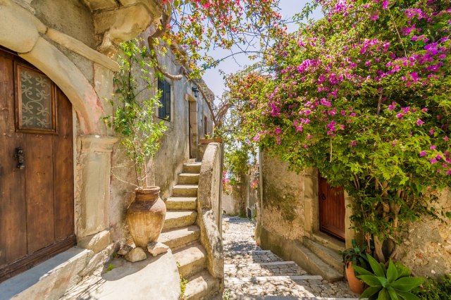 Sara i Luka kupili kuću za 1 evro na Siciliji: Deluje bajkovito, ali postoji mali problem VIDEO