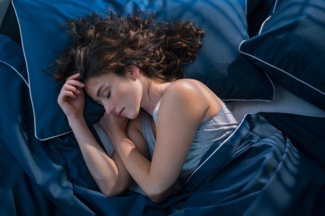 NA BOKU, STOMAKU ILI NA LEĐIMA? Koji su najbolji, a koji najgori položaji za kvalitetan san?