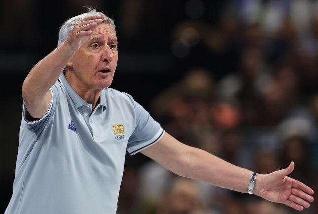 Pešiæ: Svi k'o zapete puške; Bogdanoviæ: Pritisak neæe uticati VIDEO