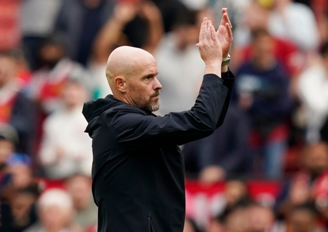 Ten Hag: To nije u redu, menjajte pravilo
