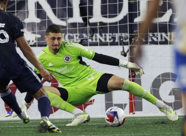 Petroviæ i zvanièno Èelsijev!