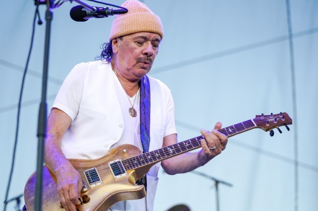 Santana na meti kritika zbog transfobnih komentara: 