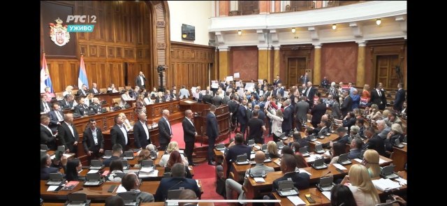 Destructive behavior of the opposition: They threaten to block Parliament PHOTO/VIDEO