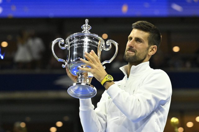 Novak Đoković osvojio 24. Grend slem titulu; Srbin mu jedini uzeo set; 
