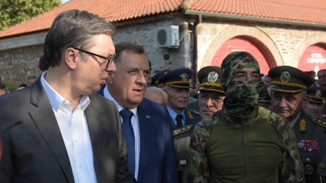 Vuèiæ in Niš at the display of weapons; Something will change the position of Serbia - Vimarsana News