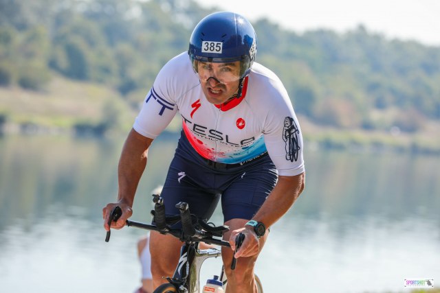 Srpski trijatlonac pobedio u Beèu u olimpijskoj distanci