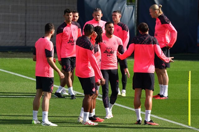 Važan sastanak u svlačionici Sitija pred Zvezdu