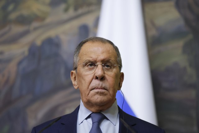 Pobesneo je; "Svi treba da odgovarate zbog Lavrova"