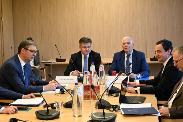 The key problem arose in 2011 when the negotiations on KiM were moved to the EU VIDEO