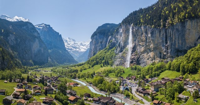 Švajcarska vlada plaća 50.000 evra da se DOSELITE u OVO bajkovito mesto: Postoji JEDAN USLOV - ako ga PREKRŠITE ne piše vam se dobro!